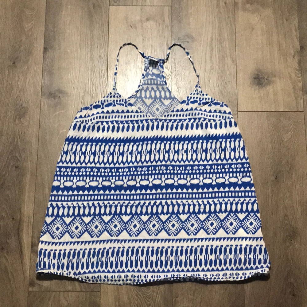 💜4/$10 3/$8 Blue print razor bAck top